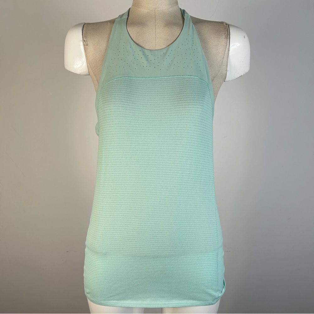 Lululemon Clip-In Tank Heathered Toothpaste Mint Green - Size 4